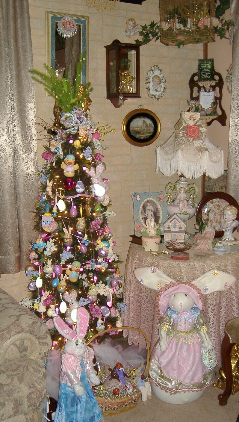 A DEBBIEDABBLE CHRISTMAS Trees All Year Long 2011!!