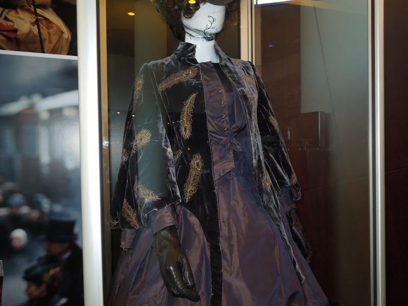 Hollywood Movie Costumes and Props: Costumes worn by Keira Knightley ...