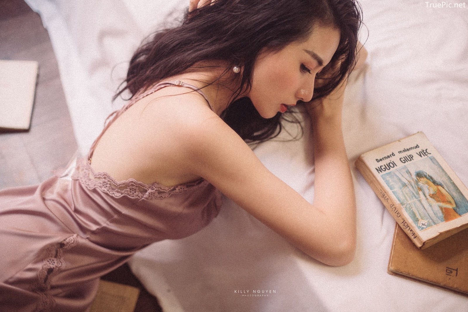 Vietnamese hot model - The beautiful girl in the empty room - Photo by Killy Nguyen - TruePic.net - Picture 13