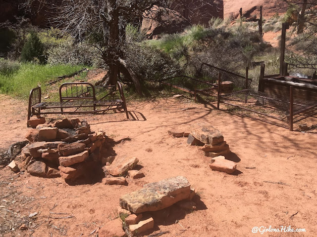 Backpacking to Rainbow Bridge National Monument