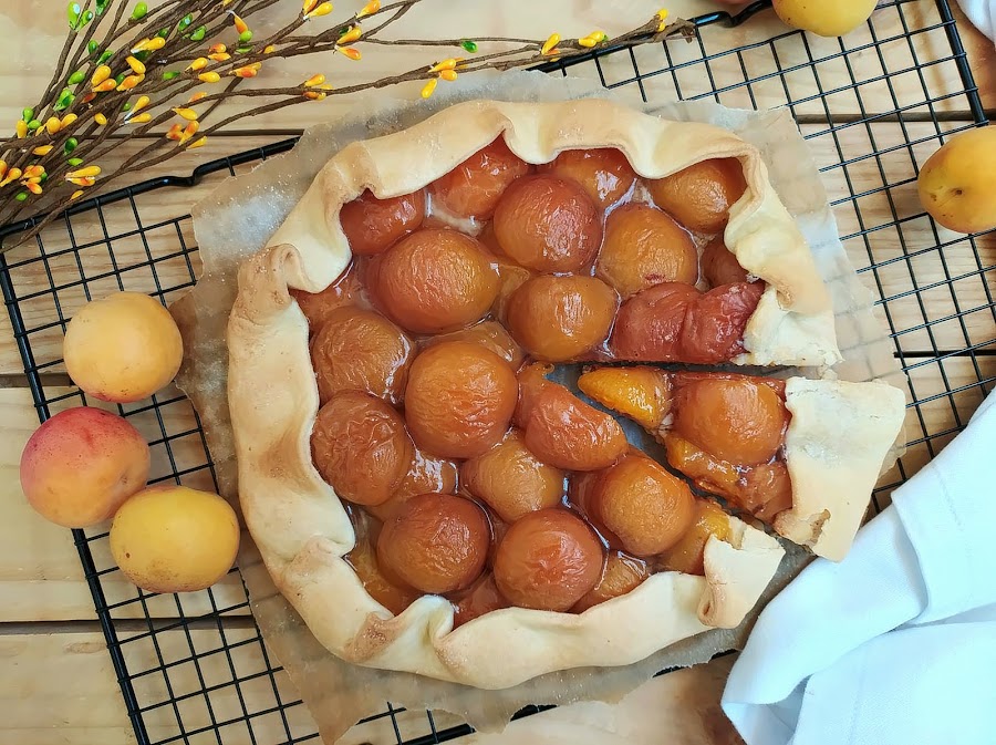 Galette de albaricoques. Postre de temporoda, fruta, rápido fácil, rico sencillo Horno Canela, avena Cuca