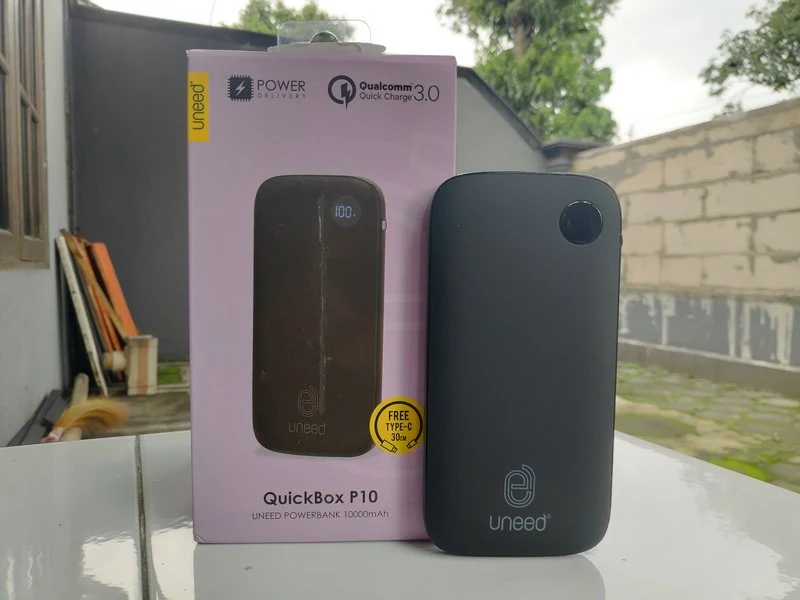 Review Uneed QuickBox P10 10000mAh