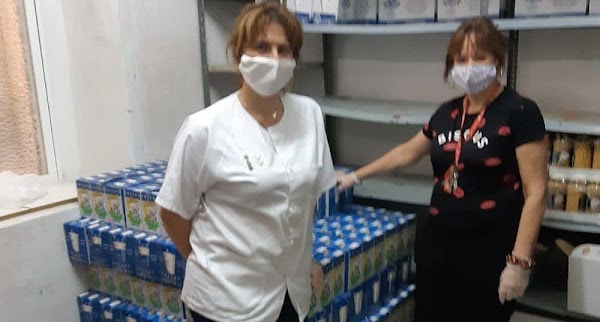 La hermandad del Perdón ayuda a 400 familias gaditanas La hermandad del Perdón ayuda a 400 familias gaditanas