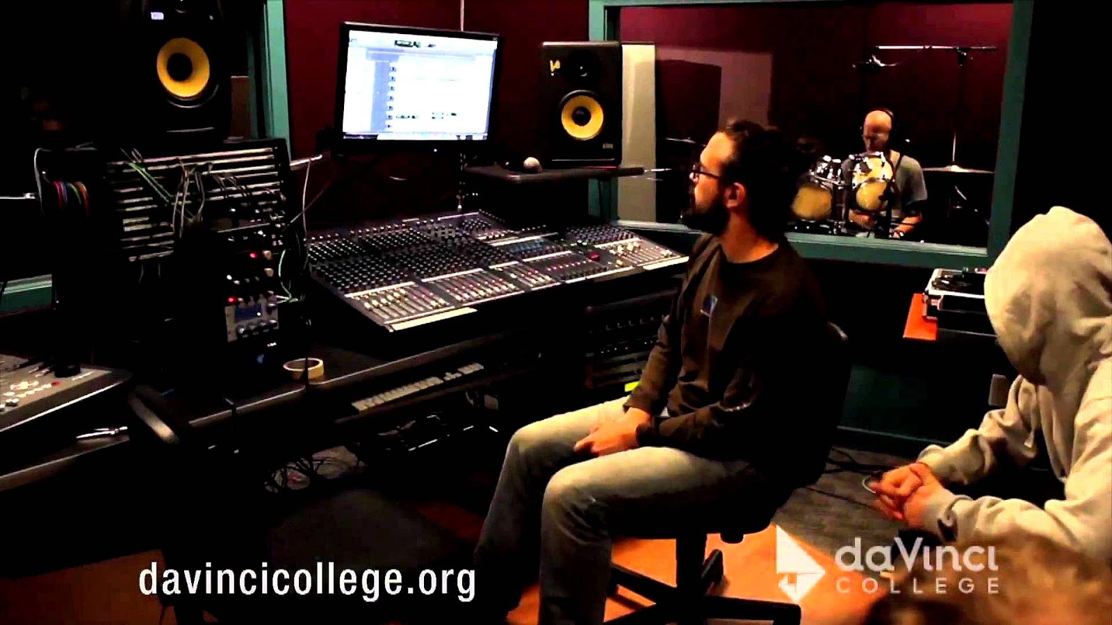 Colleges That Offer Sound Engineering College Choices