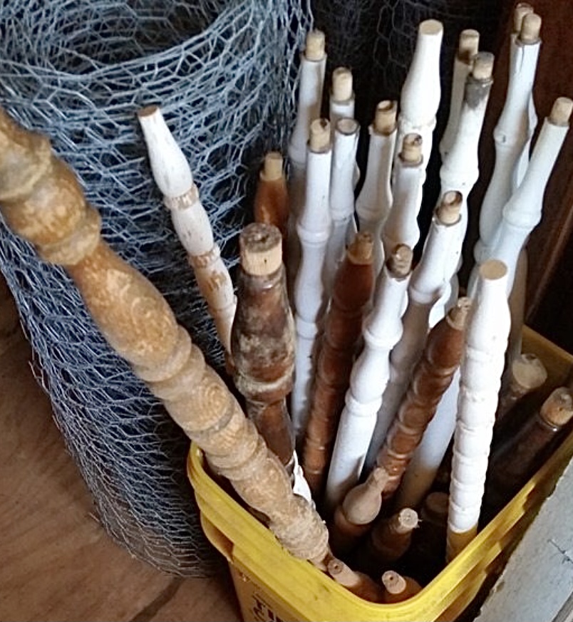 LilacsNDreams Wooden Spindles Repurposed DIY Upcycled Craft Ideas