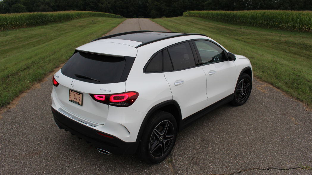 2021 Mercedes Benz GLA Interior and Exterior Gallery