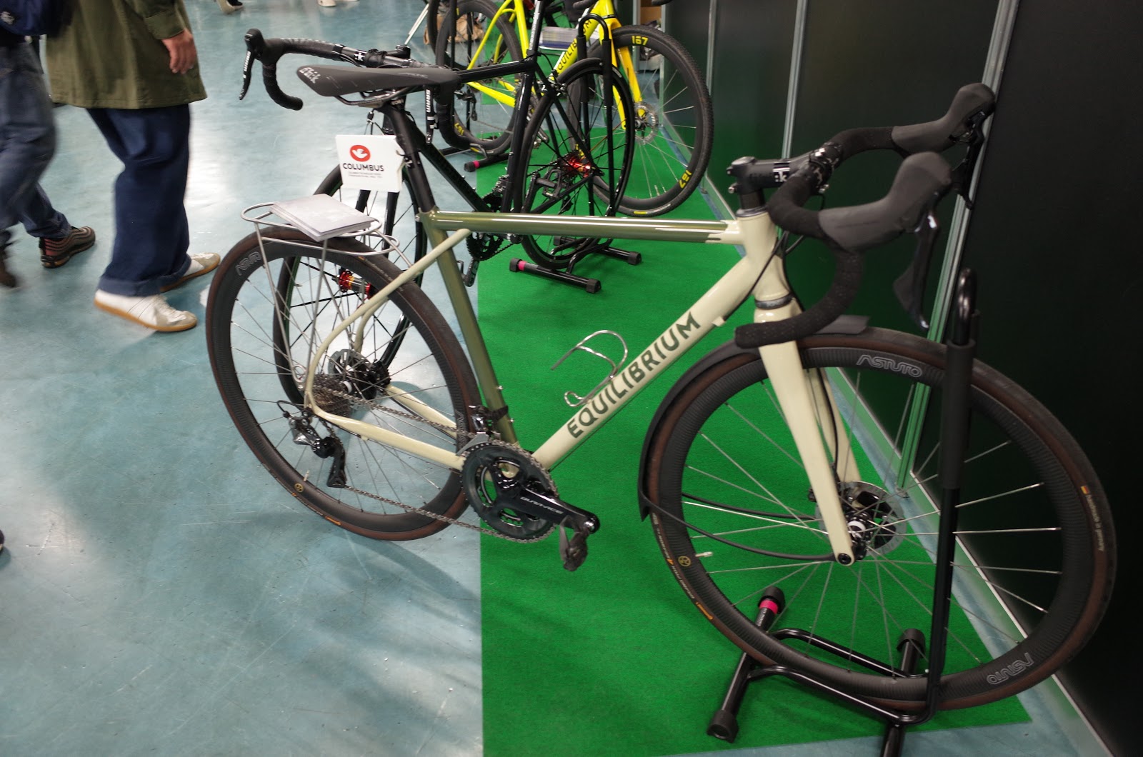 handmade bike wheels