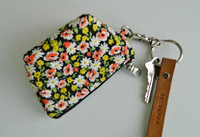 s.o.t.a.k handmade: mini quilted zipper pouch
