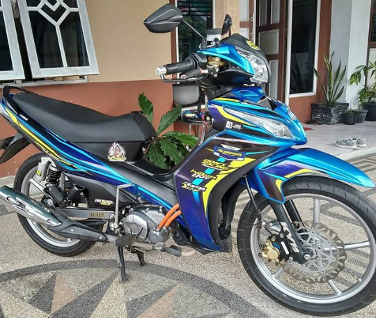 Modifikasi Jupiter Z1 Warna Biru Polos, Metalik, Tosca, Muda, Langit