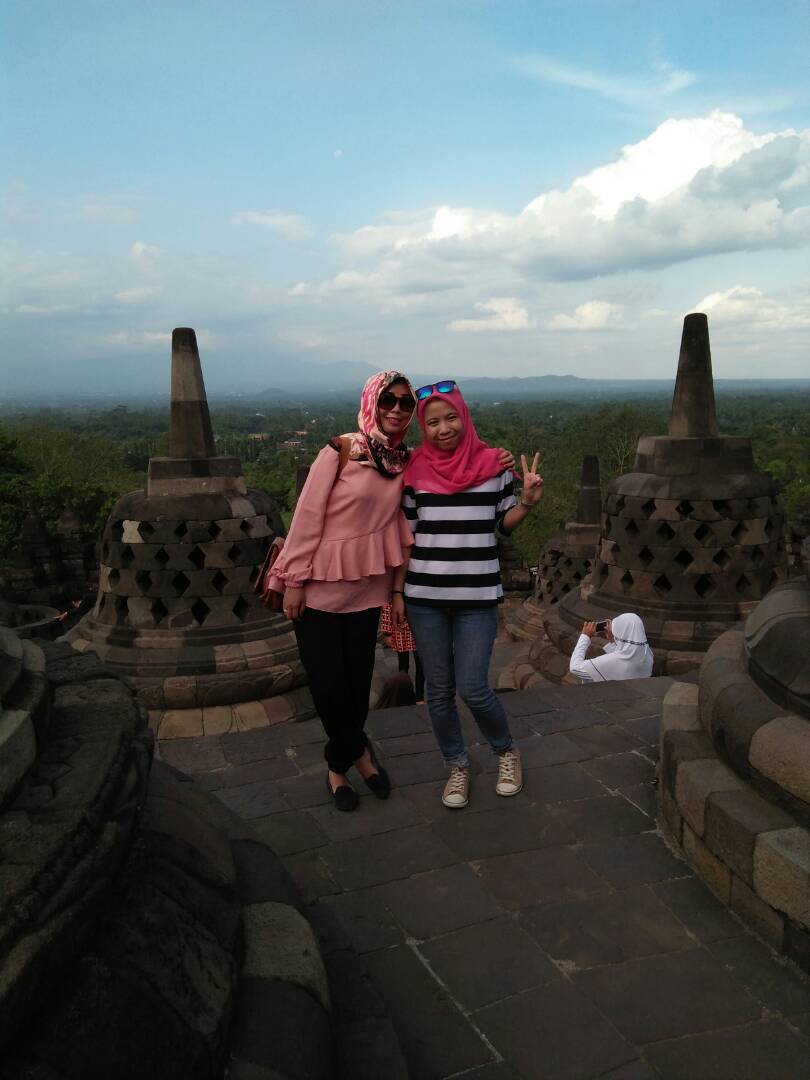 UNSUR-UNSUR SENI RUPA PADA CANDI BOROBUDUR ~ KUMPULAN ILMU SENI RUPA