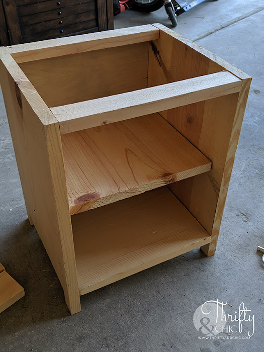 diy pie safe, easy diy farmhouse decor, diy farmhouse projects, how to make new wood look old, how to age wood, age wood tutorial, countertop pie safe, buffet decor, farmhouse dining room decor diy pie safe, easy diy farmhouse decor, diy farmhouse projects, how to make new wood look old, how to age wood, age wood tutorial, countertop pie safe, buffet decor, farmhouse dining room decor