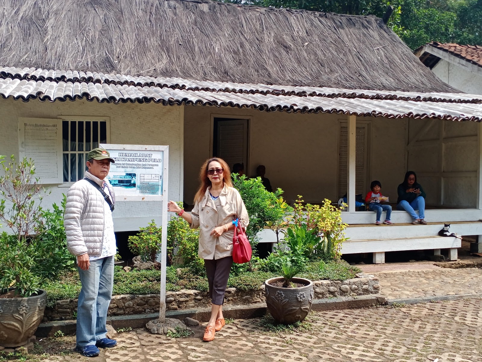 Kampung Pulo dan Candi Cangkuang Jejak Cerita Setelah