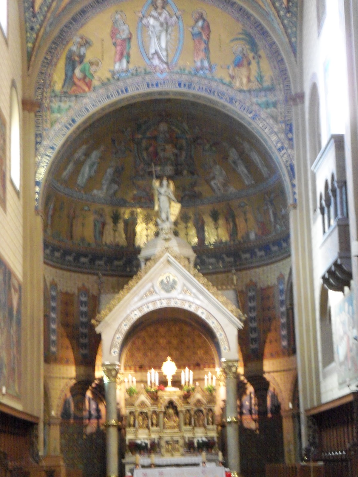 Lina Montan, una guida turistica con voi Chiesa del Sacro Cuore o del