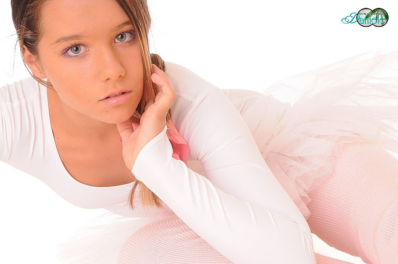 StYliSh zOne 55 Beautifull Danielle Wallpapers Album