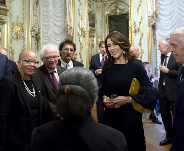 Crown Princess Mary style fashions wore Roksanda dress, Gionvito Rossi Pumps, Carlend Copenhagen Clutch bag, diomond earrings