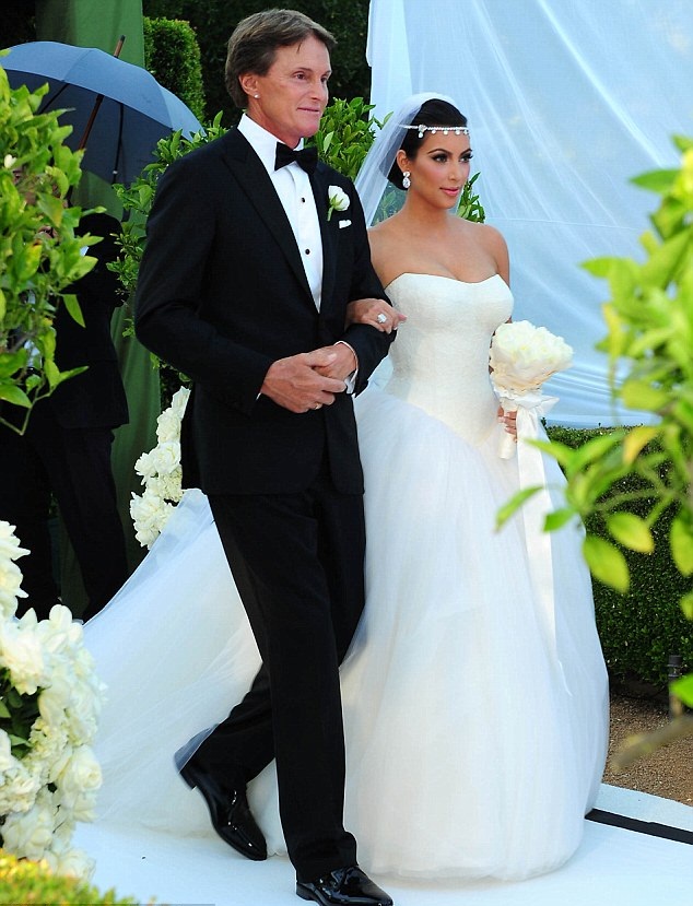 Maprox Sports: Kim Kardashian Wedding Photos