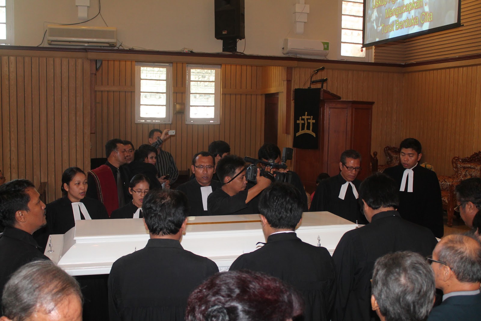 SEPUTAR HKBP DISTRIK X MEDAN-ACEH : BERBAHAGIALAH ORANG YANG MATI DI