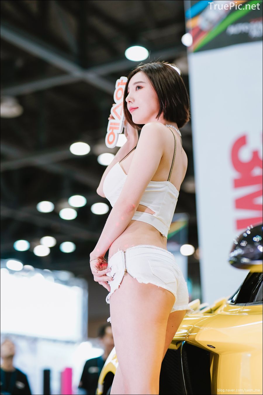 Korean Racing Model - Song Jooa - Seoul Auto Salon 2019 - Picture 107