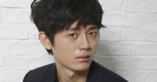 The Imaginary World of Monika: Lee Ji Hoon as Lee Min Ho’s half-brother