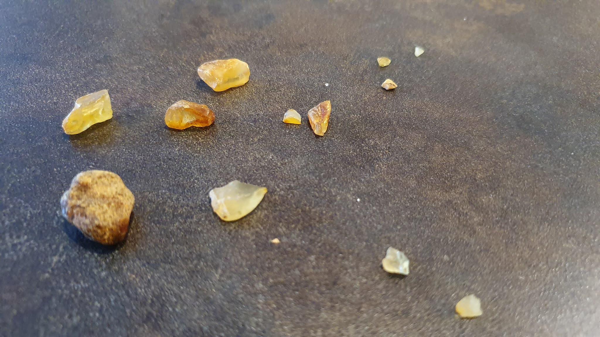 Techblog Bernstein finden mit UV Lampe