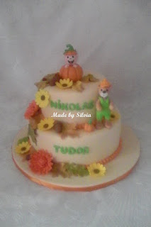 Tort de botez si candy bar cu tema "Toamna"