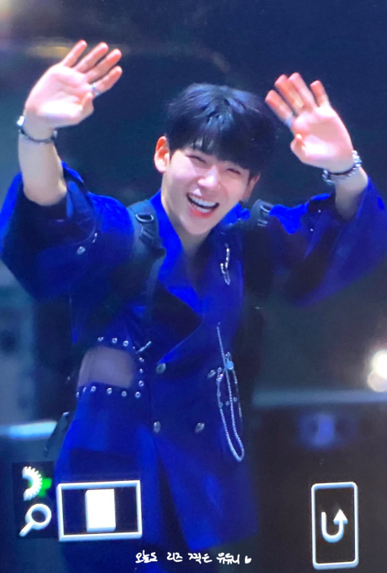 팬들도 가수 본인들도 몰랐다는 타이틀곡 막방 | 인스티즈