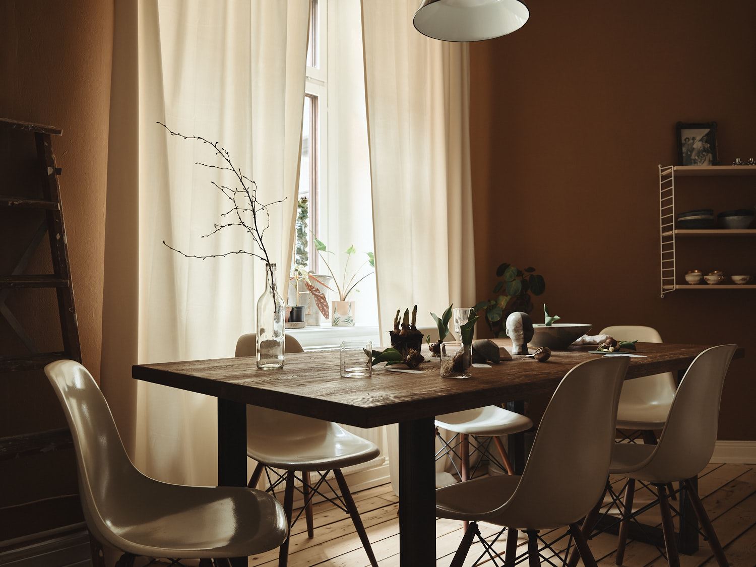 A Scandi apartment in warm caramel hues