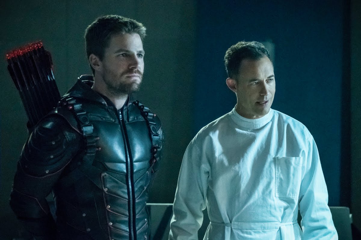 Flash Saison 4 Episode 8 Explication 'The Flash' Season 4 Episode 8 Photos: The Second Night of 'Crisis on