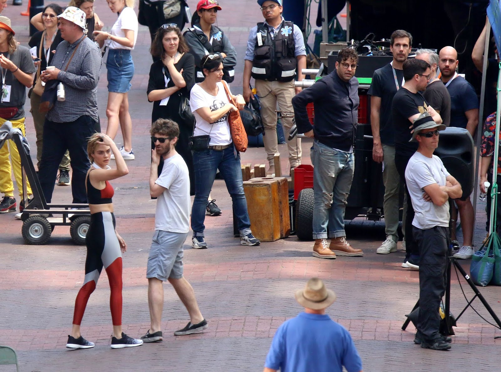 Cara Delevingne - Filming a Volkswagen commercial in Cape Town South