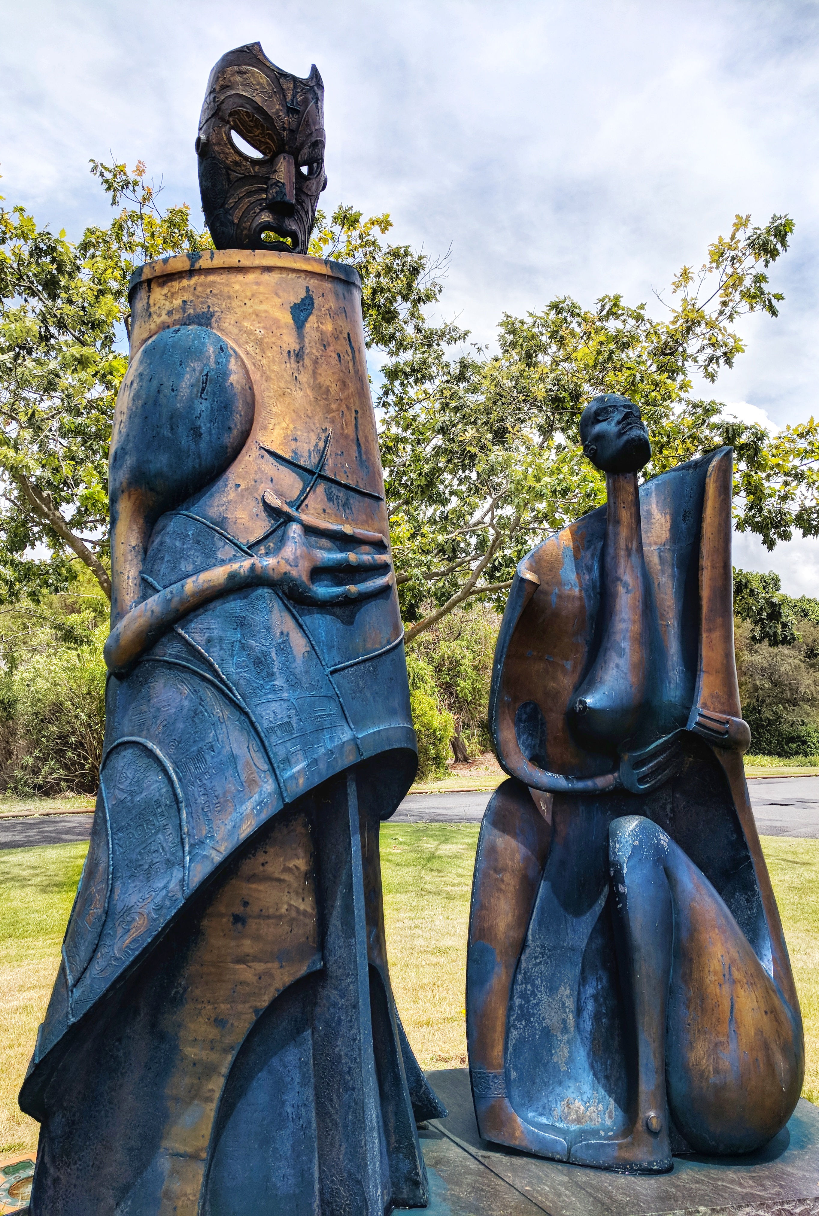 'A Cloak of Words' by Maori sculptor/carver, Lyonel Grant