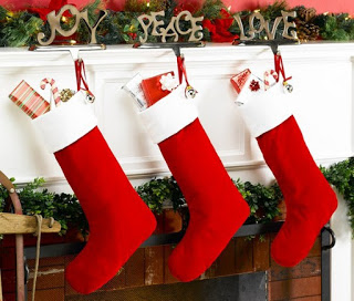 вышивка, носки, Рождество, рукоделие, упаковка, шитье, носки рождественские, носки для подарков, рукоделие рождественское, рукоделие новогоднее, упаковка подарочнвя, для детей, для интерьера, интерьер рождественский, декор рождественский, подарки рождественские, украшения для интерьера, украшения для камина, своими руками, мастер-класс, из текстиля, https://handmade.parafraz.space/