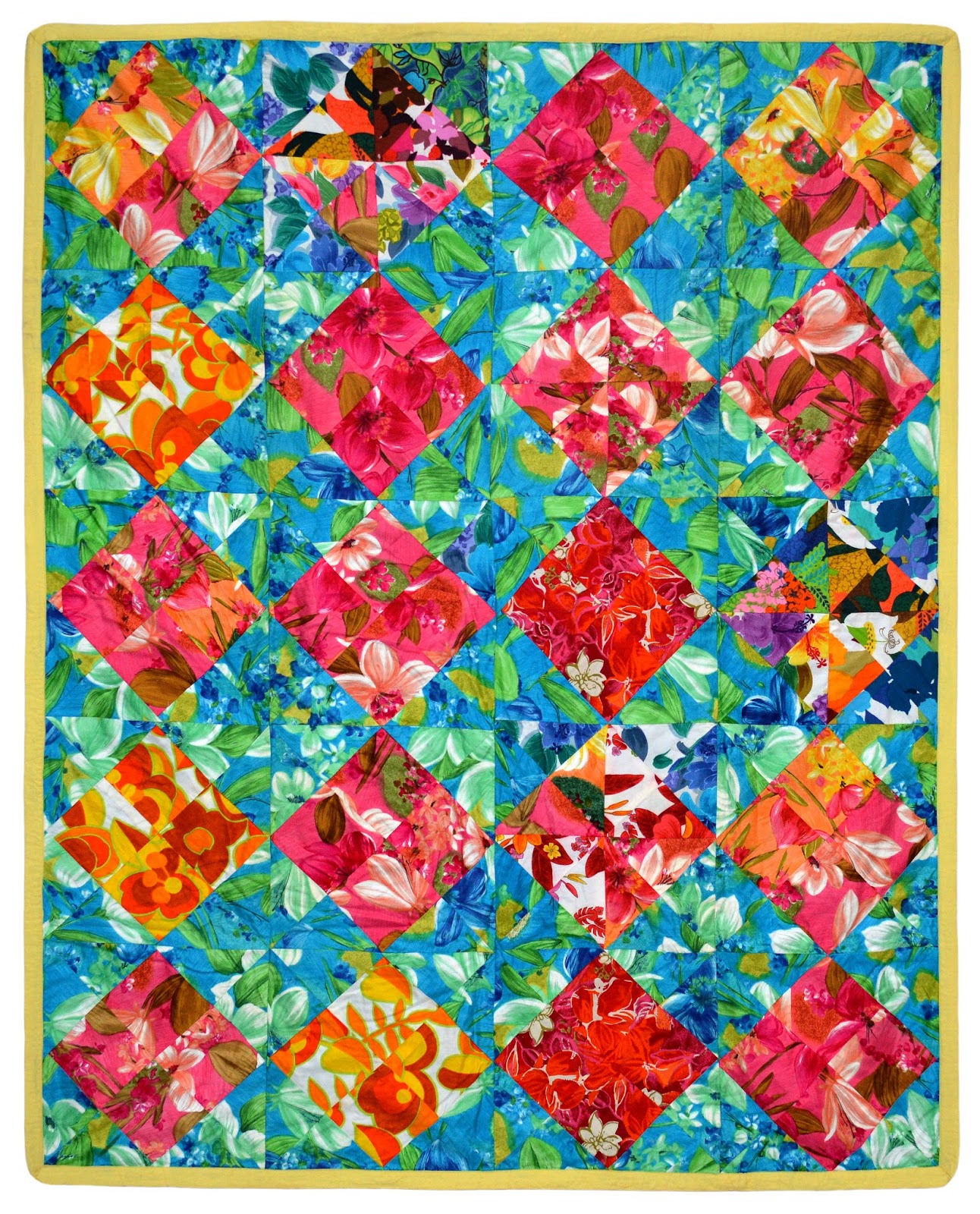 Wonkyworld 1970s scrap quilt from Hawaii
