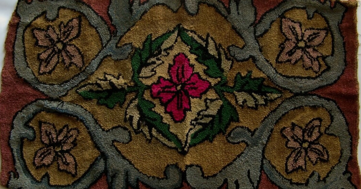 Saundra of Woodland Junction Vintage Rug Show