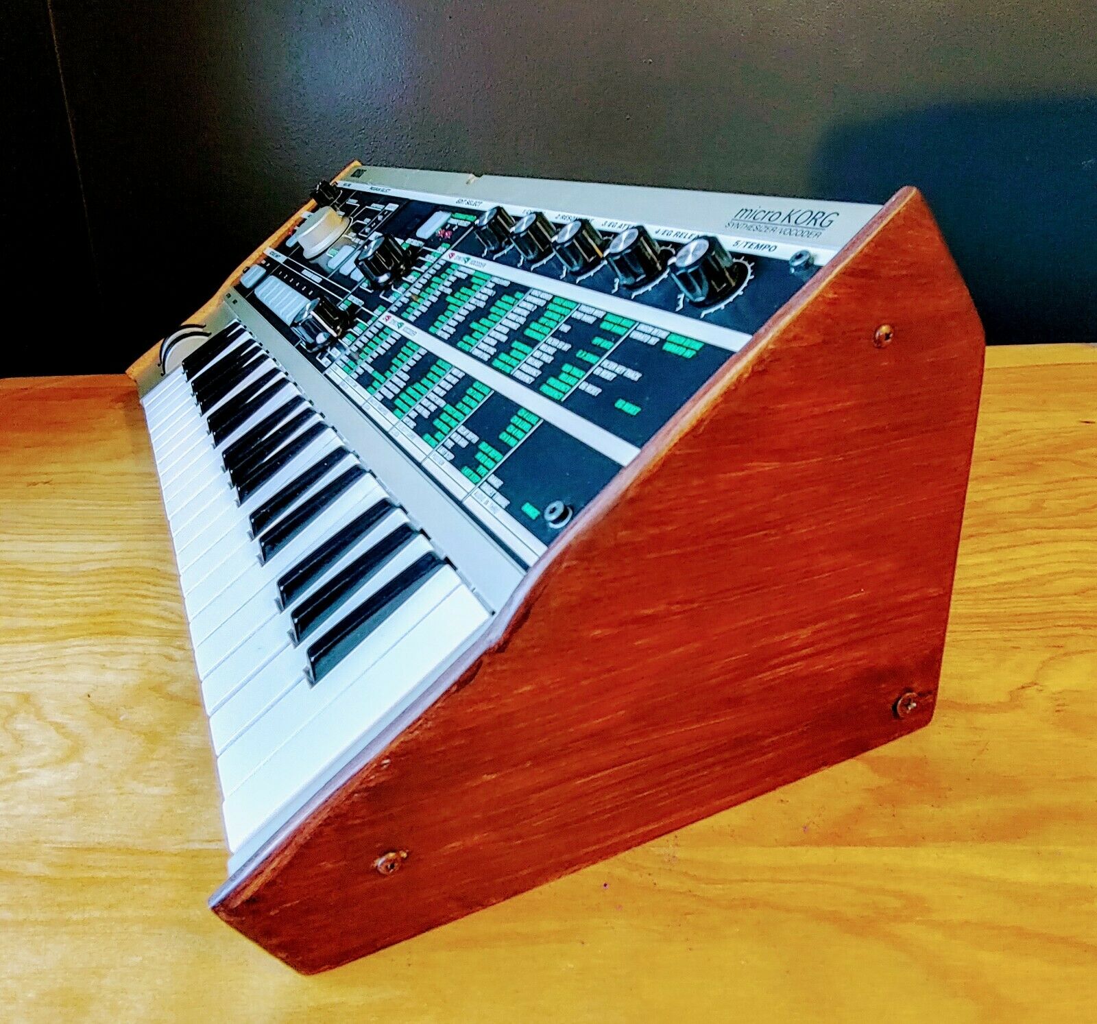 MATRIXSYNTH Synthesizer/Vocoder in Custom Side Panel Stand
