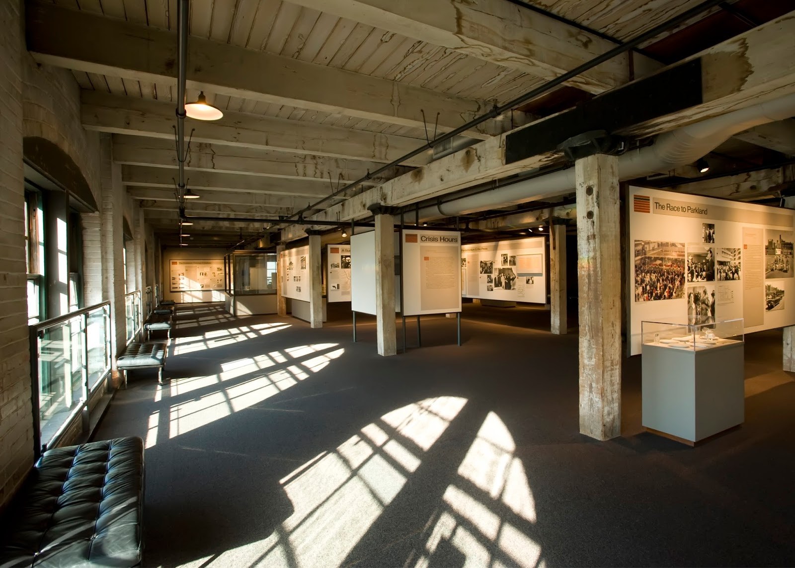 Sixth Floor Museum At Dealey Plaza - Jfk Dallas Museum
