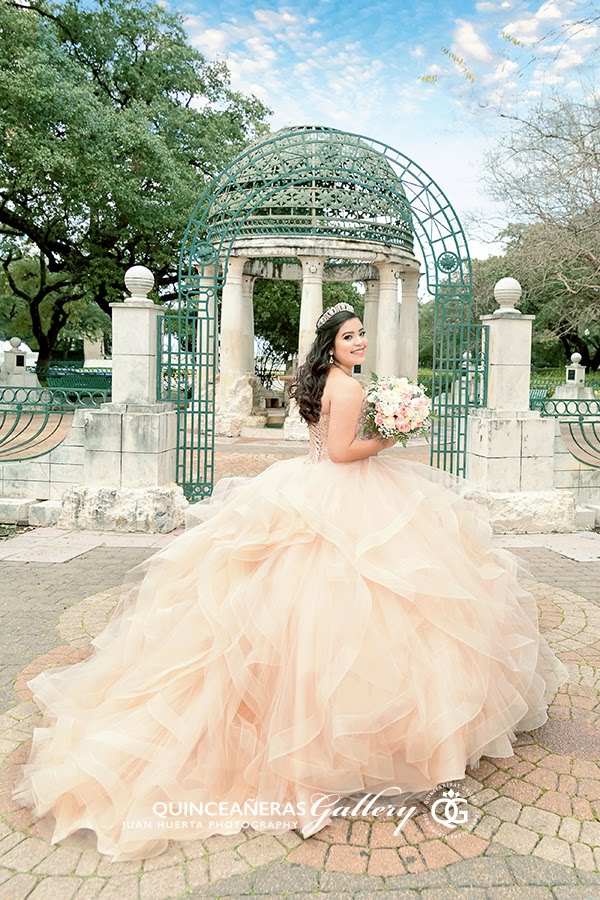 places-take-best-quinceaneras-gallery-pictures-houston-texas-juan-huerta-photography-video