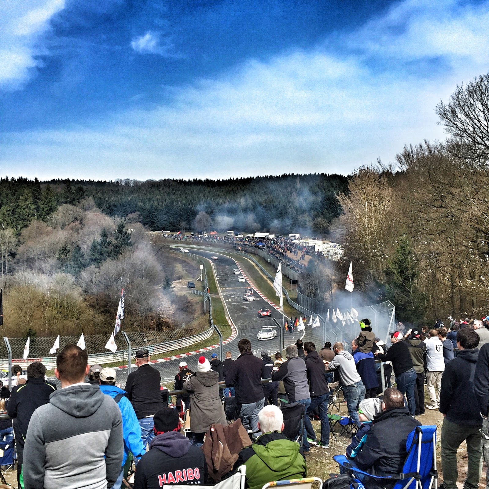 Tanos Katzentisch Wie Immer Ein Schoner Tag In Luttich