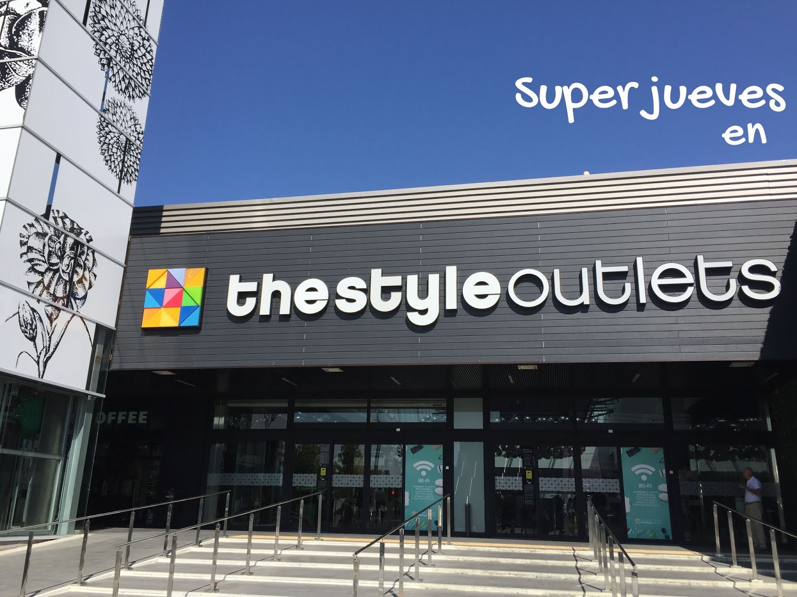 recurso Influencia bisonte Super jueves en The Style Outlets - Marclovesme | Moda, sneakers y viajes