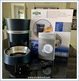 What's In The Box ©BionicBasil® Smart Feed Automatic Dog and Cat Feeder 