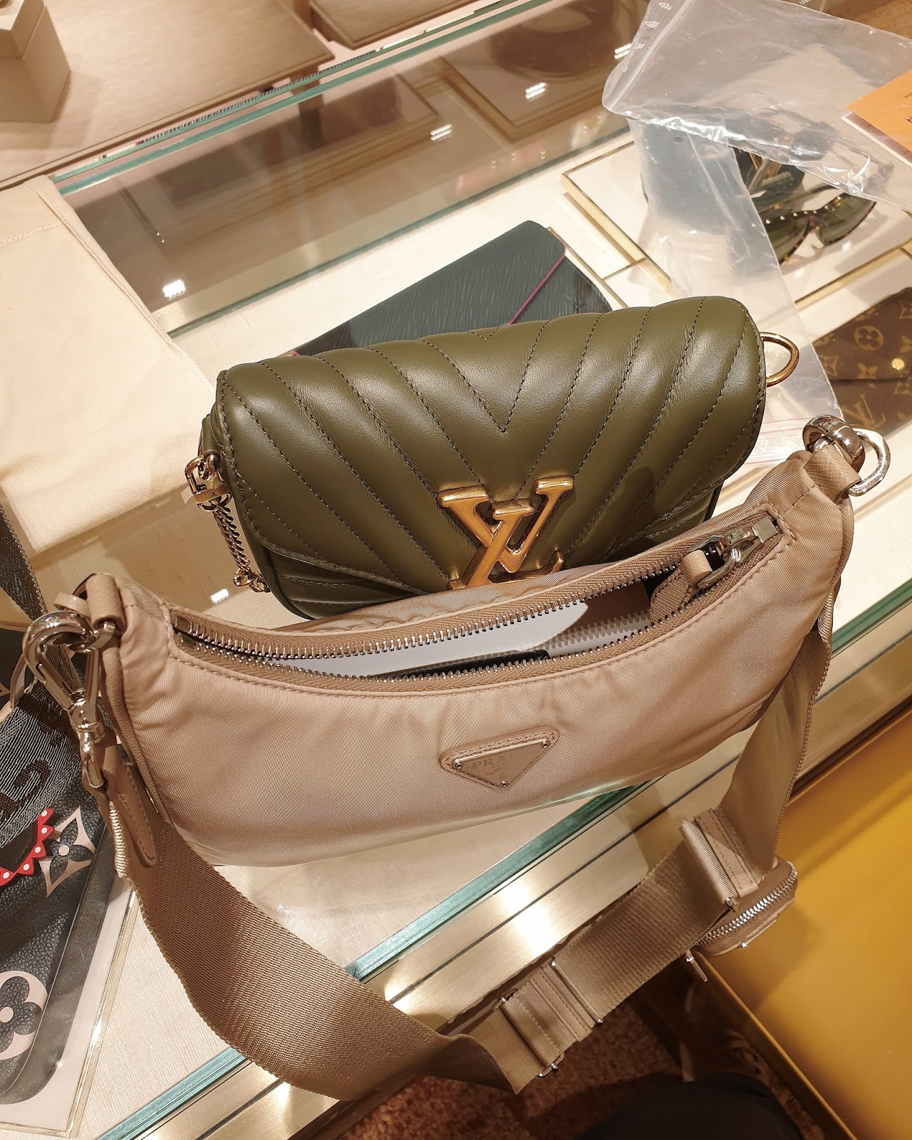 Louis Vuitton New Wave Multi Pochette now available in Malaysia | FISHMEATDIE