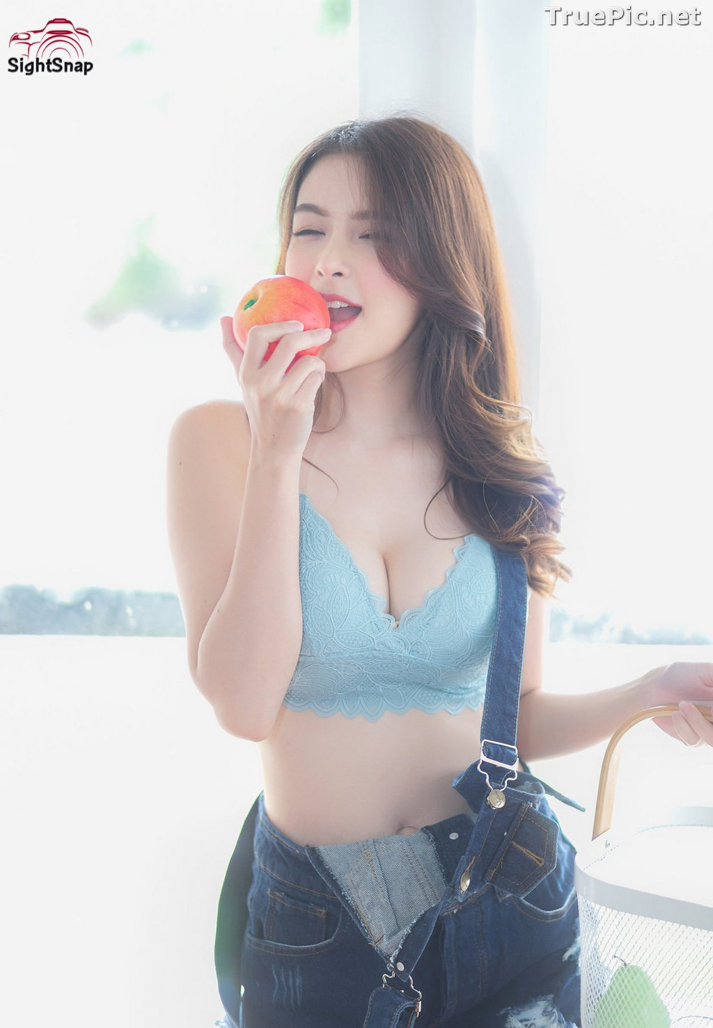 Image Thailand Model - Soithip Palwongpaisal - Blue Bra and Jean - TruePic.net - Picture-9