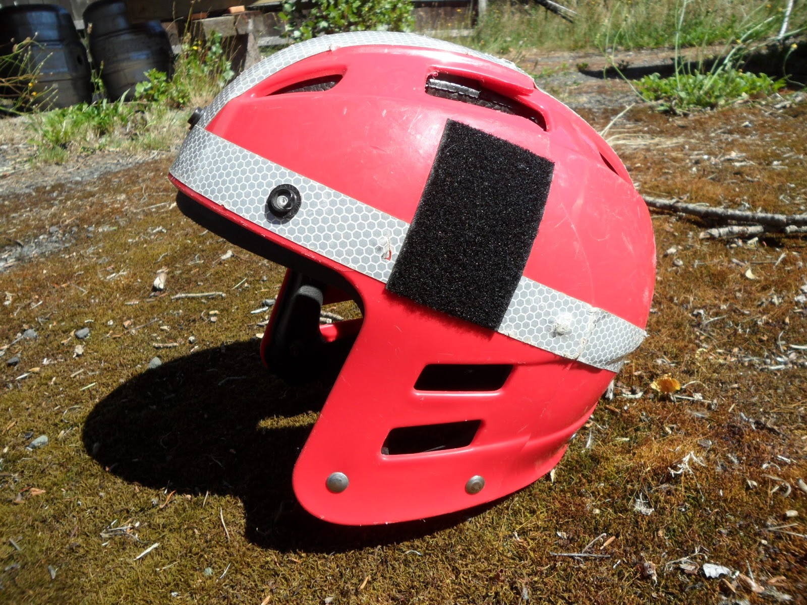 Four Bees U.S. Coast Guard Rescue Helmet, Cascade circa 1990's, USCG Rescue Swimmer Helmet