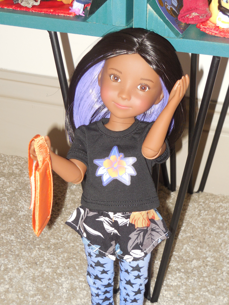 Veni Vidi Dolli REVIEW Ruby Red Fashion Friends Siblies Kelsey & Sydney