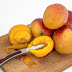 Beberapa manfaat buah mangga bagi bagi tubuh.
