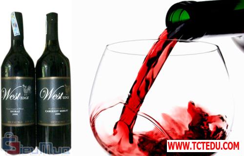 Rượu vang West Egde giá chỉ có 170.000đ, được chiết xuất từ trái cây chín mọng Rượu vang West Egde giá chỉ có 170.000đ, được chiết xuất từ trái cây chín mọng