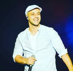 Biografi Maher Zain | Profil, Biodata, Foto & Album Maher Zain Terbaru