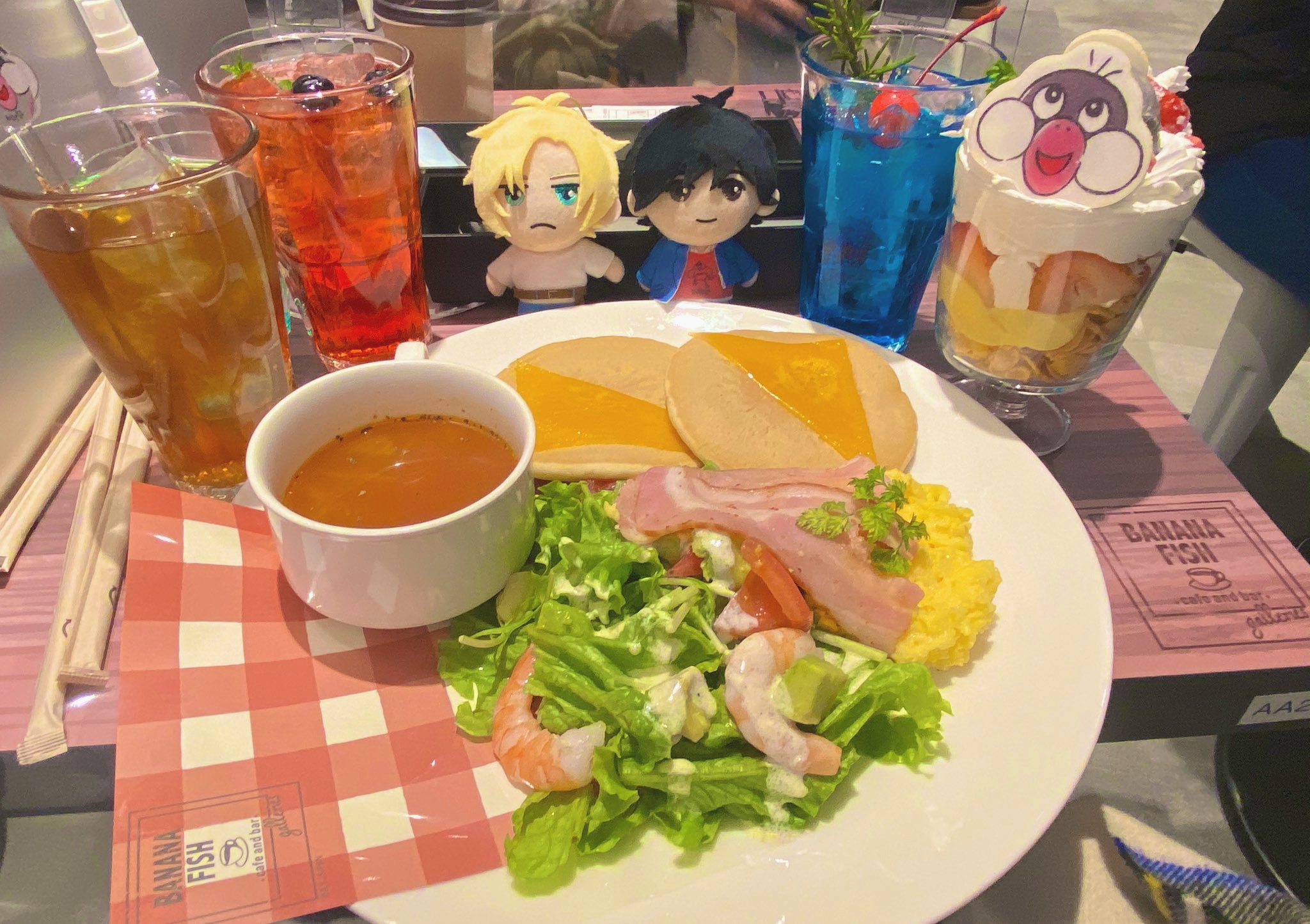 BANANA FISH Cafe and Bar galleries 紐約都市詩情 好玩吧