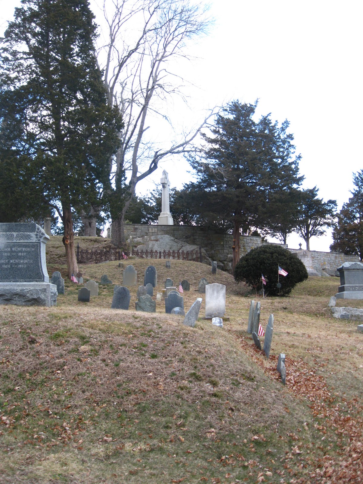 THE OLD COLONY GRAVEYARD RABBIT COHASSET CENTRAL CEMETERY, COHASSET