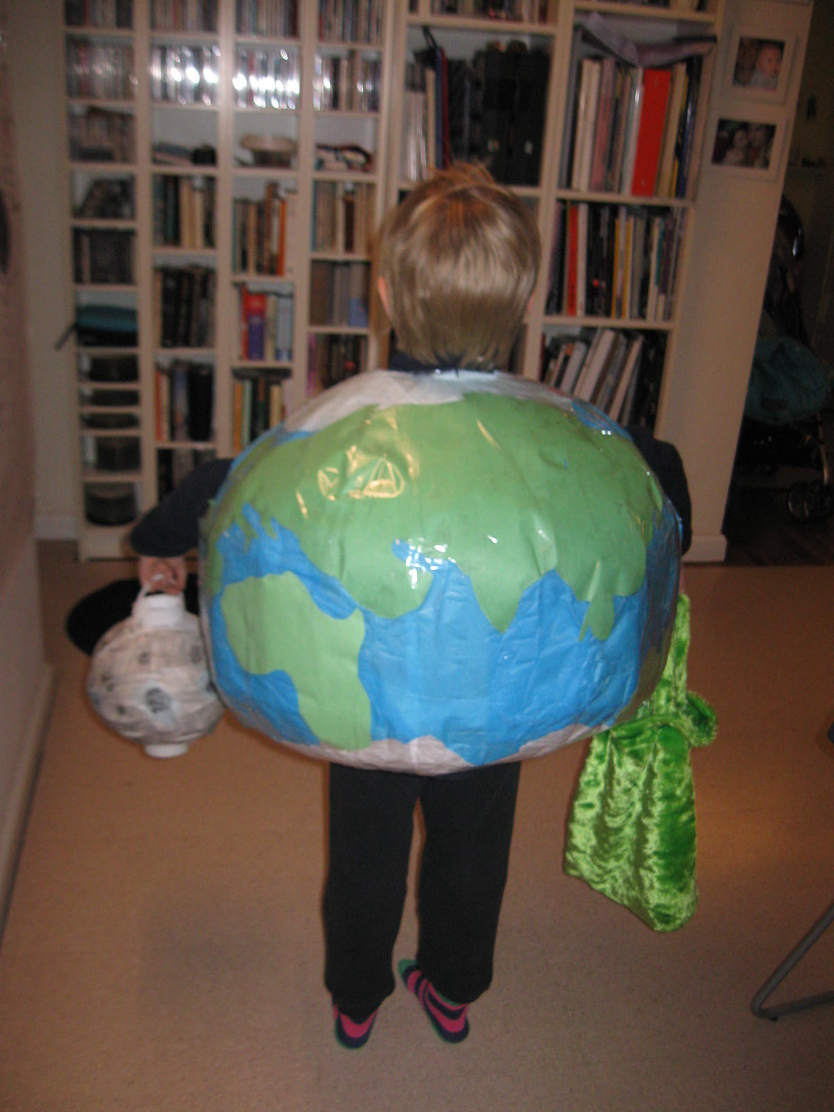 bubolina &amp; bublico blog EARTH HALLOWEEN COSTUME