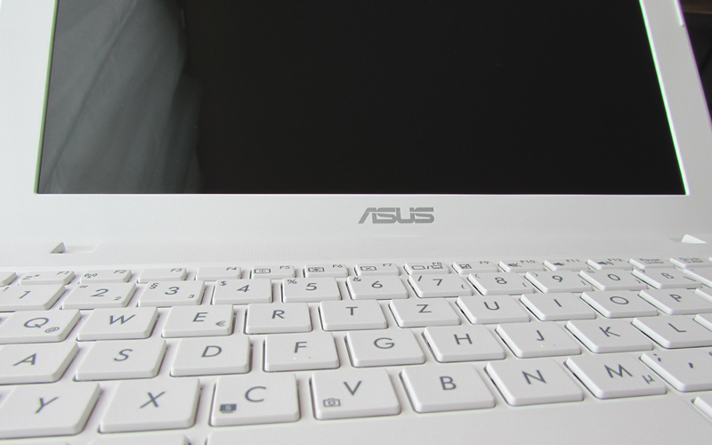 Keyboard Laptop Asus Tidak Bisa Mengetik, Begini Solusinya